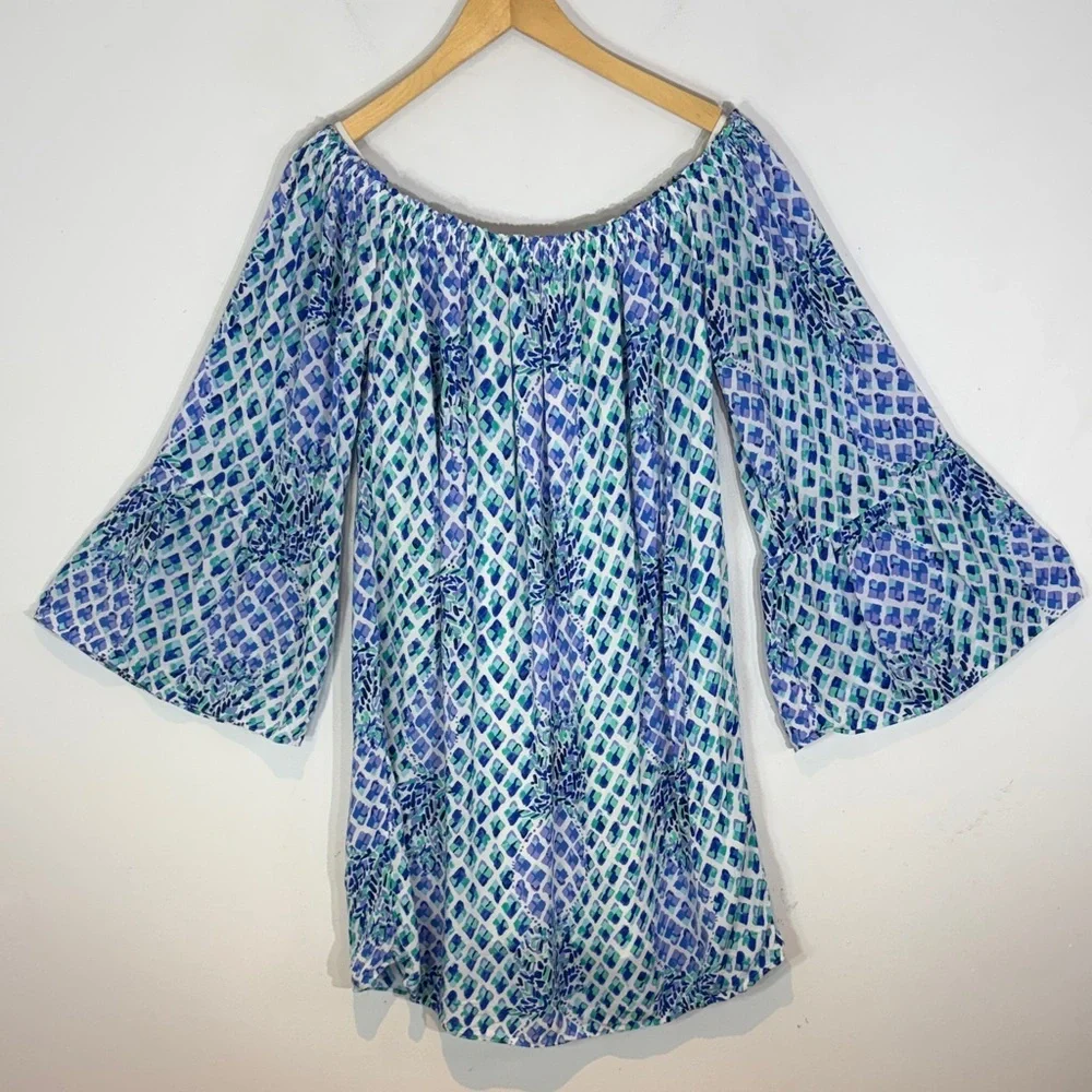 Lilly Pulitzer Nevie Off The Shoulder blue pineapple Dress size medium - Picture 2 of 13